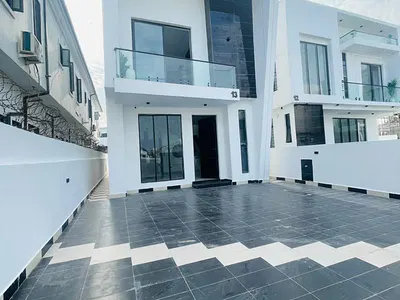 Luxurious 4 Bedroom Fully Detached Duplex with Boys Quarters — Lekki, Lagos