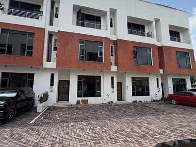 Spacious 4 Bed Terrace — Lekki, Lekki Phase 1, Lekki, Lagos