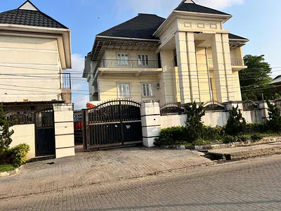 7 Bedroom House with 2 BQ — Lekki, Lagos