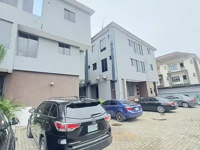 Well Built 3 Bedroom Terrace — Lekki Right, Lekki, Lagos