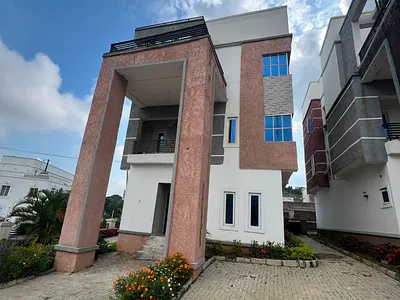 Modern 4- Bedroom Duplex with BQ — Guzape District, Abuja