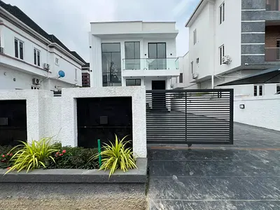 Five Bedroom Detached Duplex with Swimming Pool — Lekki, Lagos