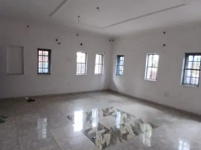 Spacious 2 Bedroom Flat Downstairs All Rooms Ensuite — Ajah, Lagos