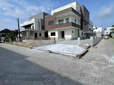 5 Bedroom Detached Duplex — Lekki, Lagos