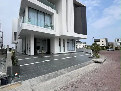 Luxury 5 Bedroom Fully Detached Duplex — Lekki, Lagos