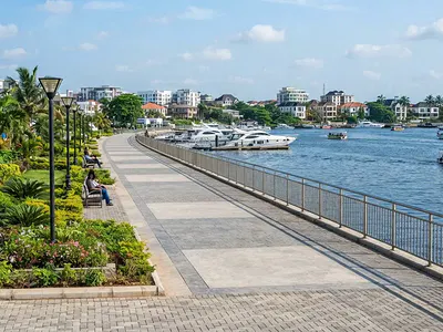 Premium Distress Auction 1, 800 SQM Waterfront Residential Land — Chibo Ofodile Close, Off Ladipo Latinwo Crescent, Off Admiralty Road, Lekki Phase 1, Lekki, Lagos