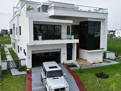 6 Bedroom Detached Duplex — Lekki, Lagos
