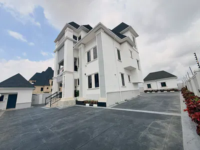 6 Bedroom Detached Duplex with Guest Chalet — Dakwo, Abuja
