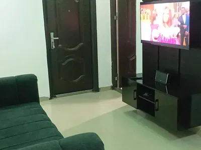 1 Bedrooms Flat — 24 Crescent, Gwarinpa, Abuja