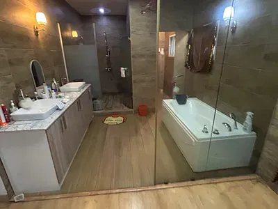 Luxury 30 Rooms Hotel Well Equipped — Victoria Island (VI), Lagos
