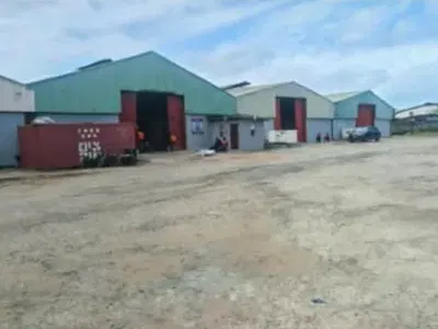 5 Bay Warehouse — Navy Town Alakija Amuwo-Odofin and Oriade Local Council Areas of West, Amuwo Odofin, Lagos