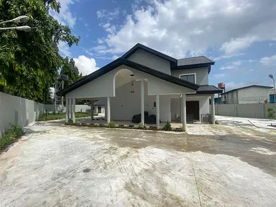 6 Bedroom Detached House — Emeyal Street, New GRA Phase 1, Port Harcourt, Rivers