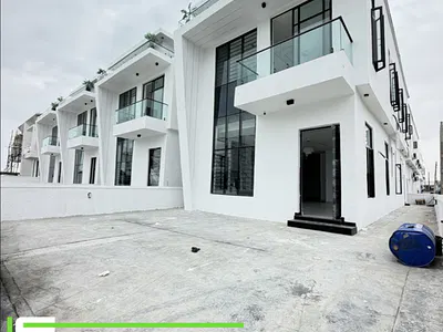 5 Bedroom Detached Home — Sangotedo, Ajah, Lagos