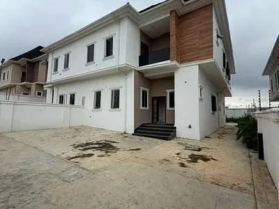 A New 4 Bedroom Semi-Detached Duplex with BQ (Video Is Attached) — Gwarinpa Main, Gwarinpa, Abuja