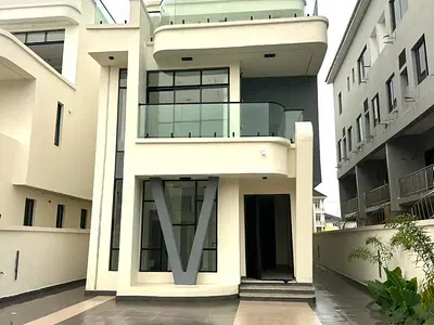 Five Bedroom Self Compound Duplex with Rooftop Terrace — Lekki, Lagos