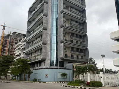 4 Bedroom Luxury Maisonette with 2 BQS — Ikoyi, Lagos