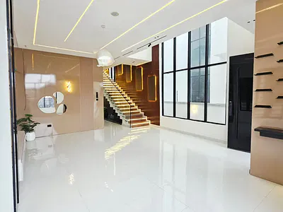 5 Bedroom Detached House with Swimming Pool — Lekki, Lagos