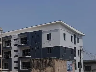 Luxury 3 Bedroom Apartment — Ogunlesi Street, Palmgrove, Ilupeju, Lagos