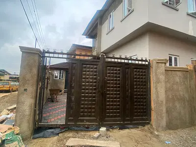 4 Bedroom Modern Flat — Oworonshoki, Shomolu, Lagos
