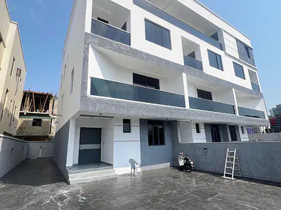5 Bedroom Semi-Detached Duplex with En-Suite Bedrooms — Off Admiralty Way, Lekki Phase 1, Lekki, Lagos
