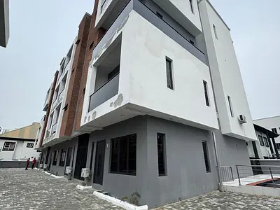 Aesthetically Pleasing 3 Bedroom Apartment Maisonette + BQ, Pool — Lekki, Lagos