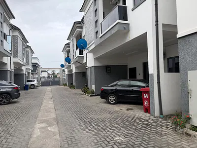 4 Bedroom Terrace — Lekki, Lagos