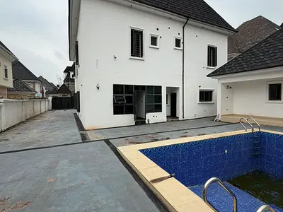6 Bedroom Detached Duplex+ 2 Rooms BQ + Swimming Pool — Extension, Gwarinpa, Abuja