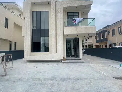 Gorgeous 5 Bedroom Detached Duplex + Pool, BQ, Cinema, Roof Terrace — Ajah, Lagos