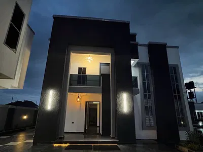 5 Bedroom Duplex with Guest-Chalet, Gatehouse and 1 Room BQ — Cedarwood Gardens Estate, Sars Road, Port Harcourt, Rivers