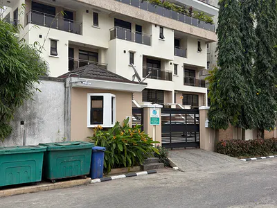 4 Bedroom Maisonette — Ikoyi, Lagos