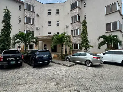 3 Bedroom Apartment + BQ with Excellent Facility — Osapa, Lekki, Lagos