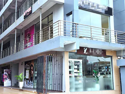 Commercial Shop Space — Lekki Phase 1, Lekki, Lagos