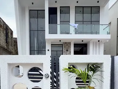 5 Bedroom Detached Duplex with BQ and Pool — Lekki, Lagos