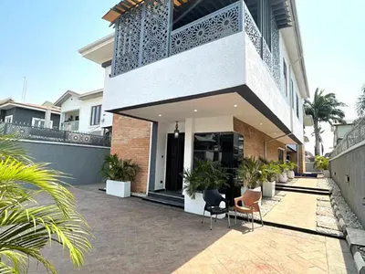 Spacious 5 Bedroom Detached Duplex with BQ in a Secured Environment — Lekki, Lagos