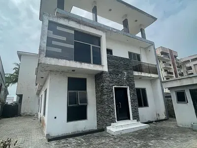 A 5 Bedroom Duplex — Newroad, Opposite Chevron, Lekki, Lagos