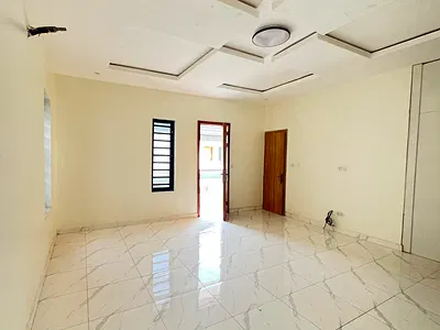 Distress 4-Bedroom Semi-Detached Duplex — Jahi, Abuja