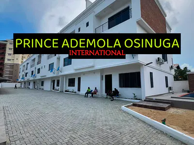 Newly Built 5 Bedroom Semi Detached House, BQ Pool Gym, Rooftop Lounge — Ikoyi, Lagos