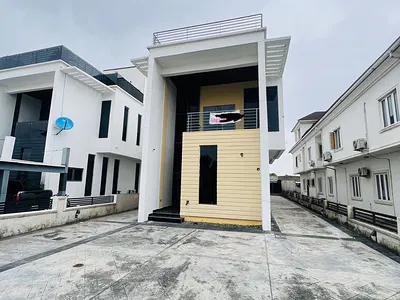 5 Bedroom Detached Duplex with Pool, Cinema BQ — Lekki, Lagos