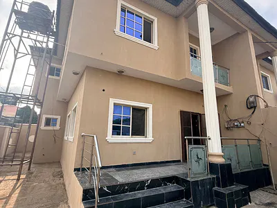 Neatly Used 4 Bedroom Duplex — Journalist Estate Phase 2, Berger, Arepo, Ogun