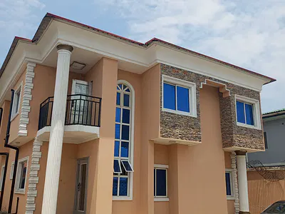 Beautiful Luxurious Juicy Upstairs Share Apartment — Ajah, Lagos