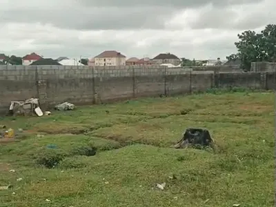 600 SQM, Fenced Gated with Borehole — By CRD, Fha (F.h.a), Lugbe District, Abuja