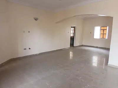 Spacious 3 Bedrooms Flat All RM En Suite — American International, Durumi, Abuja