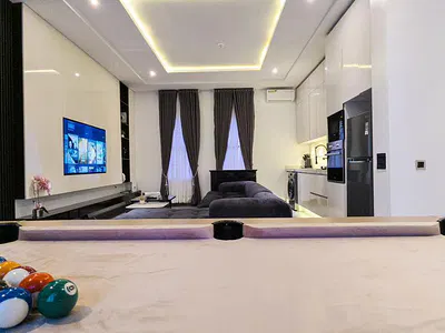 Luxury 1-Bedroom Apartment — Off Admiralty Road, Lekki Phase 1, Lekki, Lagos