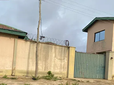 4 Bedrooms Luxury Bungalow — Sidi Street, Close to Feild Elegbo, Apete Oyo State, Ibadan, Oyo