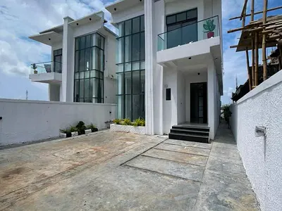 5 Bedroom Luxury Detached Duplex — Chevron, Lekki, Lagos