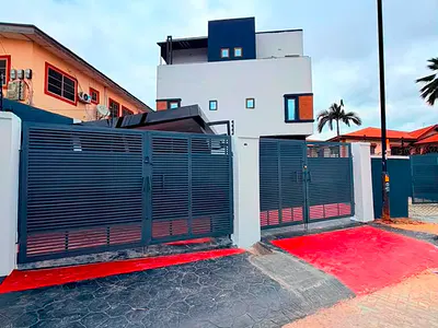 4 Bedroom Semi-Detached Duplex — Anthony, Maryland, Lagos