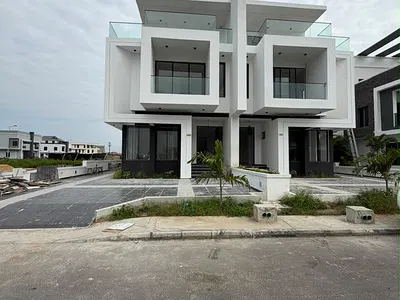 Elegant 5 Bedroom Duplex — Lekki, Lagos