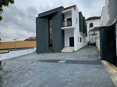 4 Bedroom Detached Duplex with BQ — Ibadan, Oyo
