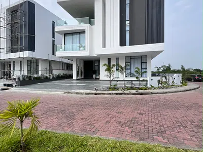 5 Bedroom Fully Detached Duplex — Osapa, Lekki, Lagos