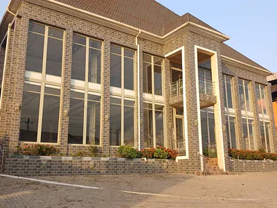 Shopping Mall — Gwarimpa Main, Gwarinpa, Abuja